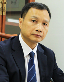 韦荣奎律师照片