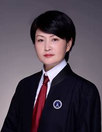 李荟玢律师照片